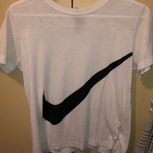 Nike short sleeve